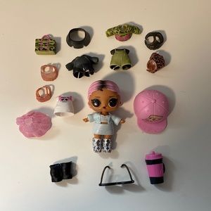 LOL SURPRISE DOLLS OUTFIT OF THE DAY SERIES SET JET SET Q.T. TOY FIGURE